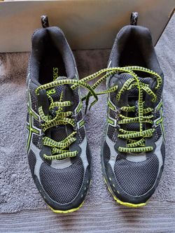 Used Mens Asics Sneakers Size 9