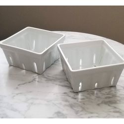 Crate & Barrel White Ceramic Berry Colander Basket Set