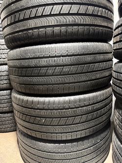 275/45R22 continental