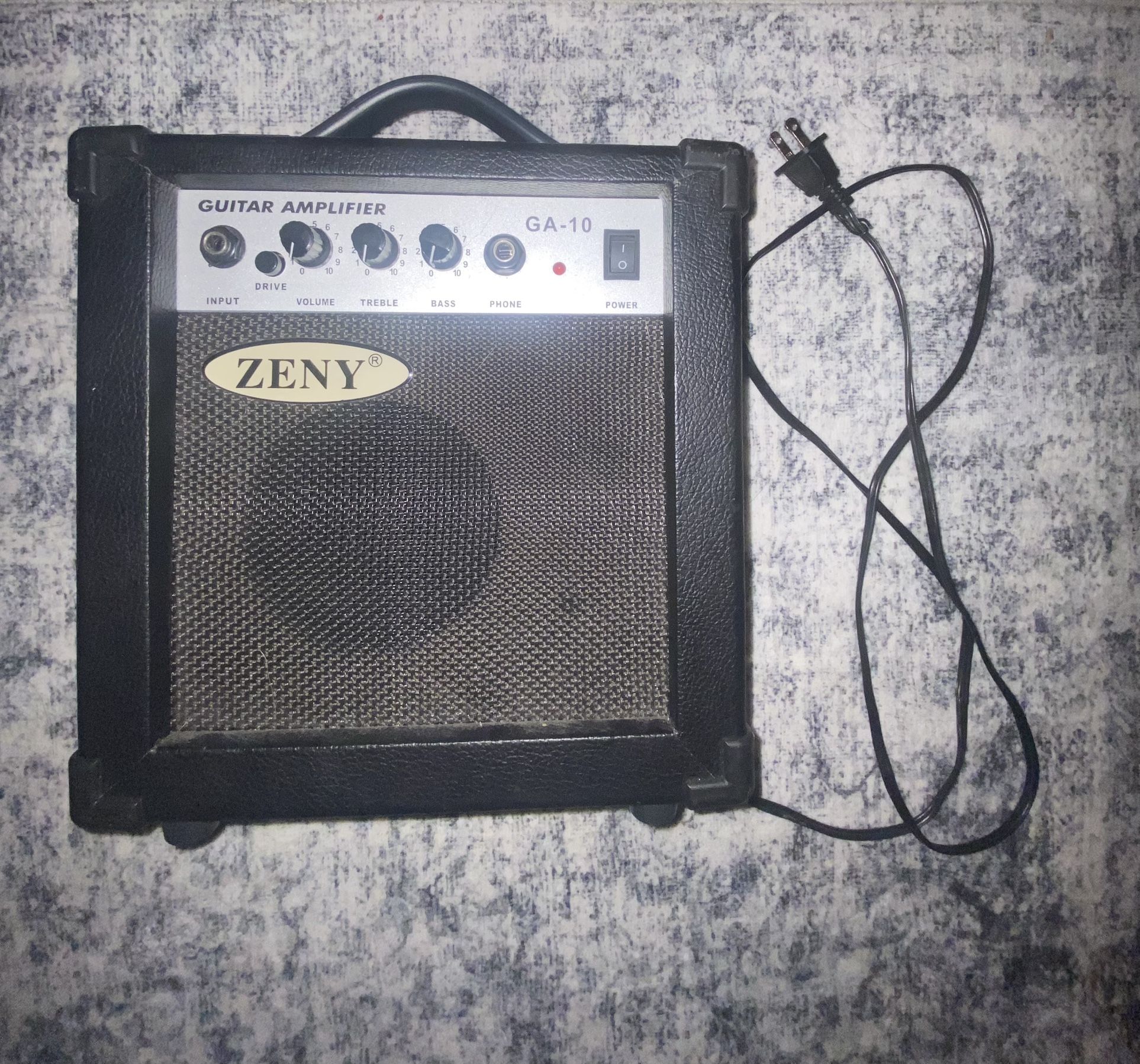 Zeny Guitar Amp/Speaker