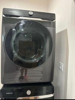 Samsung Electric Dryer – Model DVE50A8800V (Like New!)
