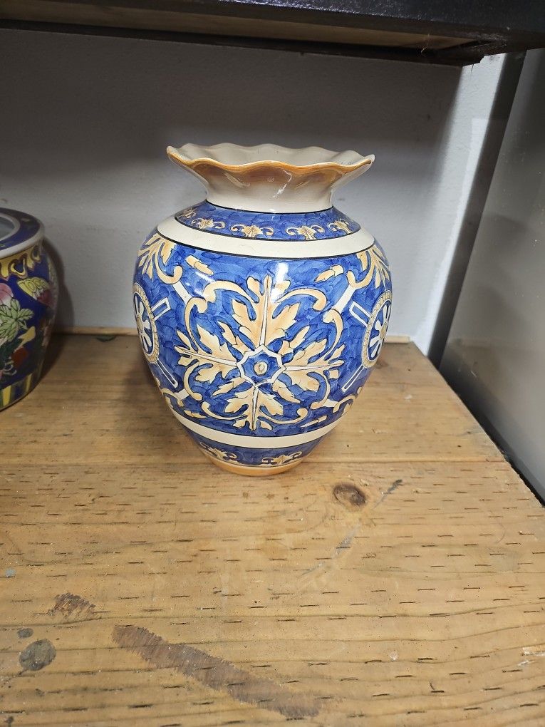 Beautiful Flower Pot