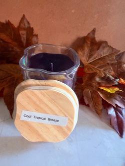 Twisted glass jar with scent candle