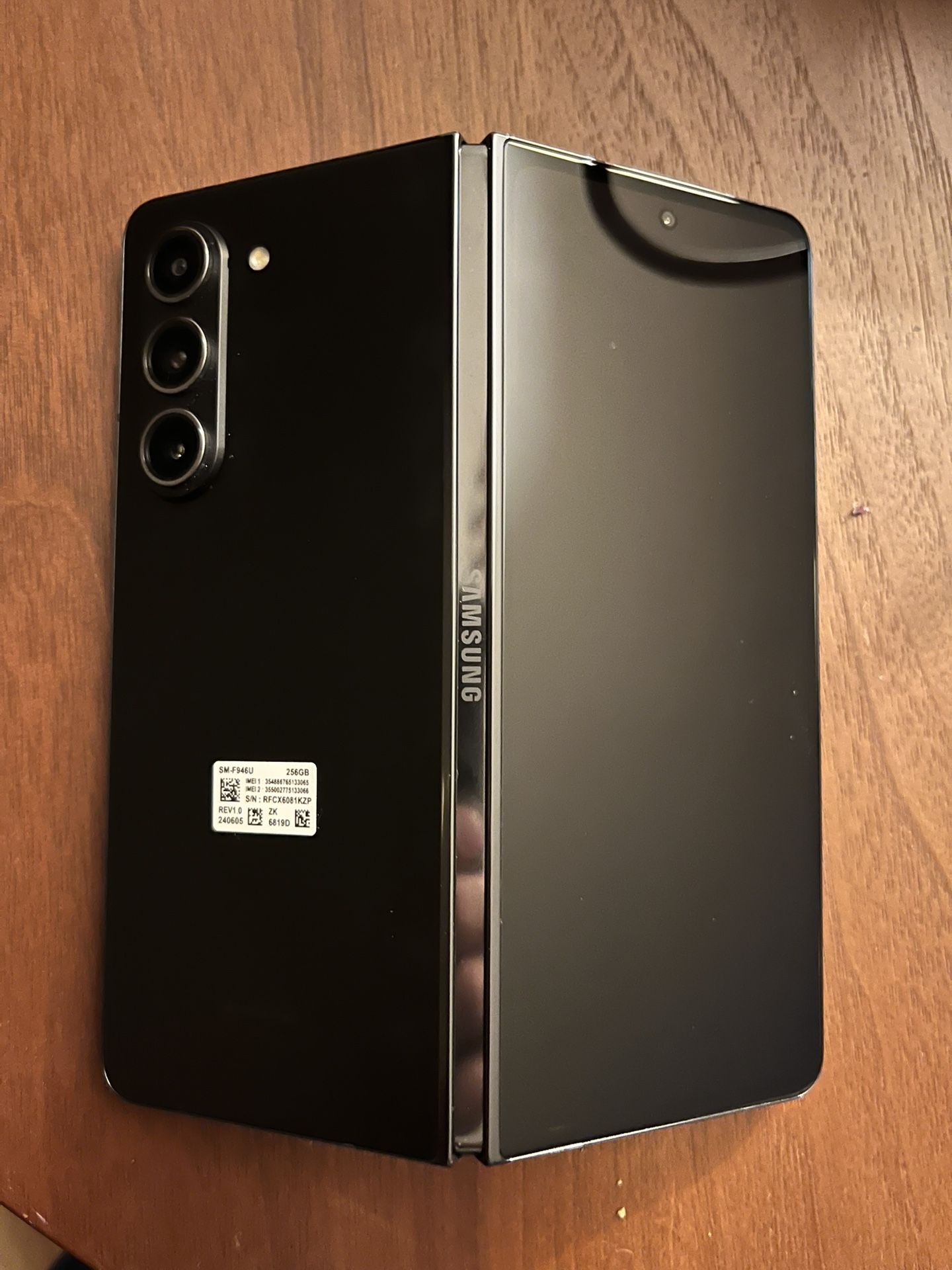 Samsung Galaxy Z Fold 5