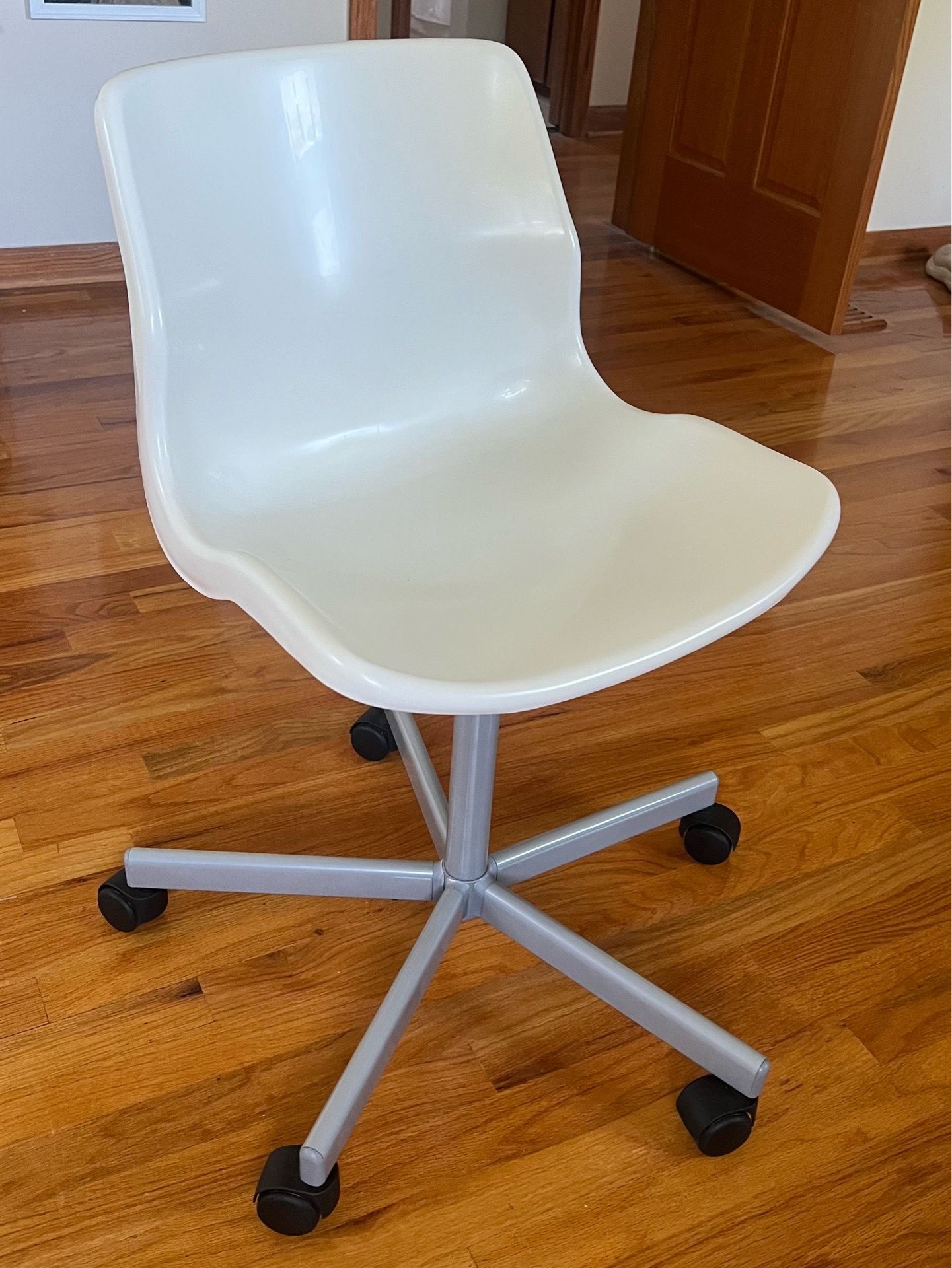 White Desk Chair