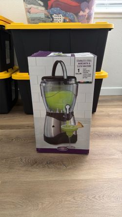 Brand New Nostalgia 1 Gallon Stainless Steel Slushy Machine