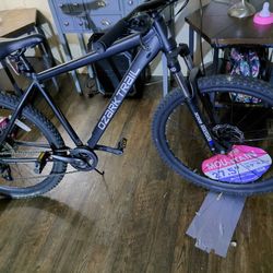 Ozark Trail Mountain Bike