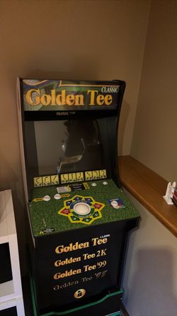 Golden tee mini arcade game