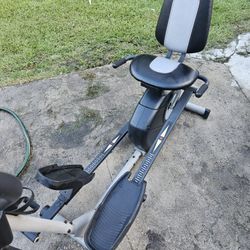 Recumbent/elliptical Proform 