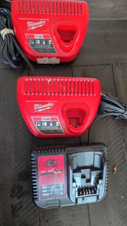 Milwaukee Mac tools battery chargers(read)