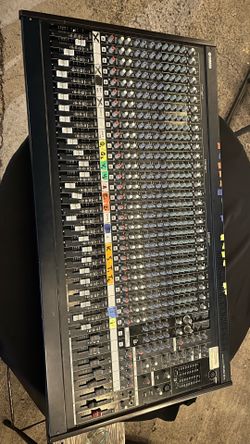 Yamaha MG32/14FX Mixer