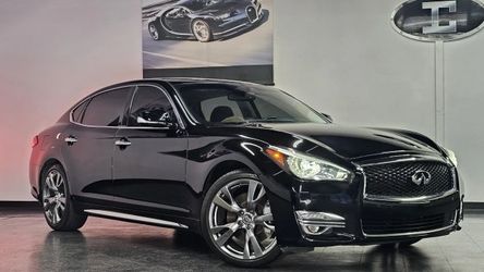 2015 INFINITI Q70