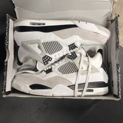 Jordan 4 Military Blacks Size 13