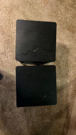 2 End tables