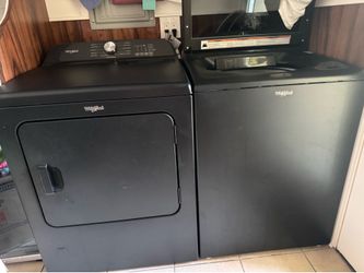 Whirlpool washer and drier set