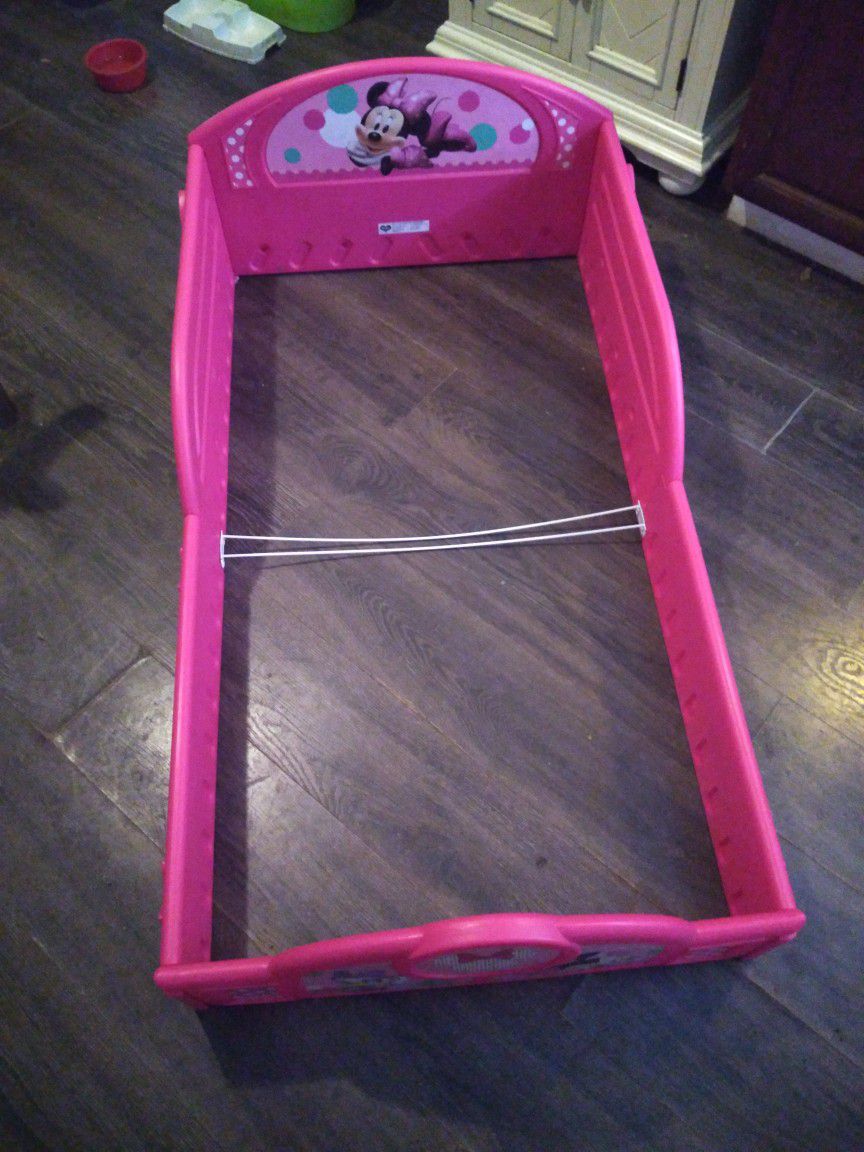 Pink Toddler Bed 