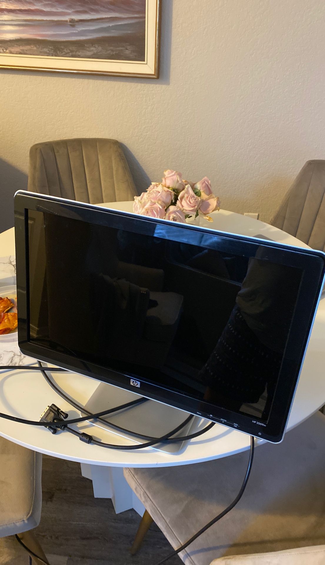 HP Pavilion 20-inch wide-screen monitor