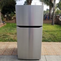 LG Refrigerator Stainless Steel 20cu Ft 30x33x66👍👌3 MONTHS WARRANTY 