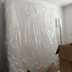 Queen Size Bed & Metal Frame