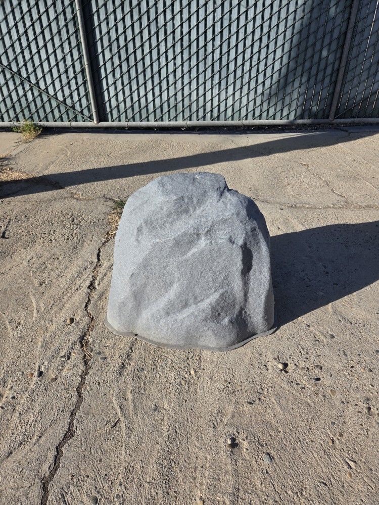 artificial rock cover 21"H. 24"W