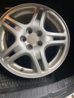 Subaru rims 16 “