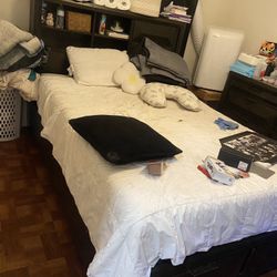 Only Bed frame With Mirrored Dresser !FREE! Pick Up In Anaheim 