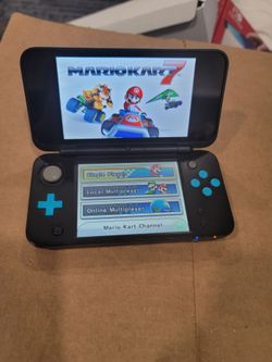 NEW NINTENDO 2DSXL TURQUOISE BLACK WITH MARIO KART 7
