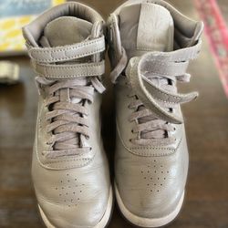 Reebok Classic High Top Gray Size 8 