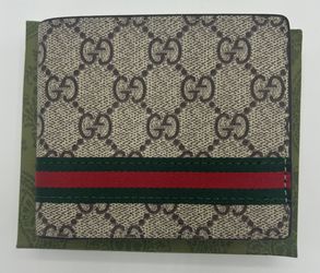Gucci Logo Design Bifold Wallet