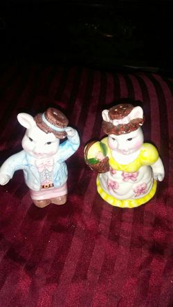 Pigs salt and pepper shaker