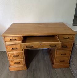 Maple Wood Desk