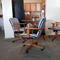 Glass Kitchen Table And Four Chairs