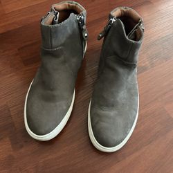 Gentle Souls By Kenneth Cole Grey Suede Ankle Boots- Women’s Size 6 Medium Shoes 