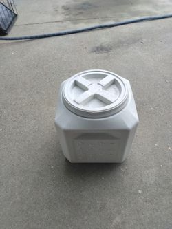 Dog 🐶 food container.