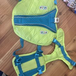 Outward Hound Dog Life Jacket – Size Small – Like New!