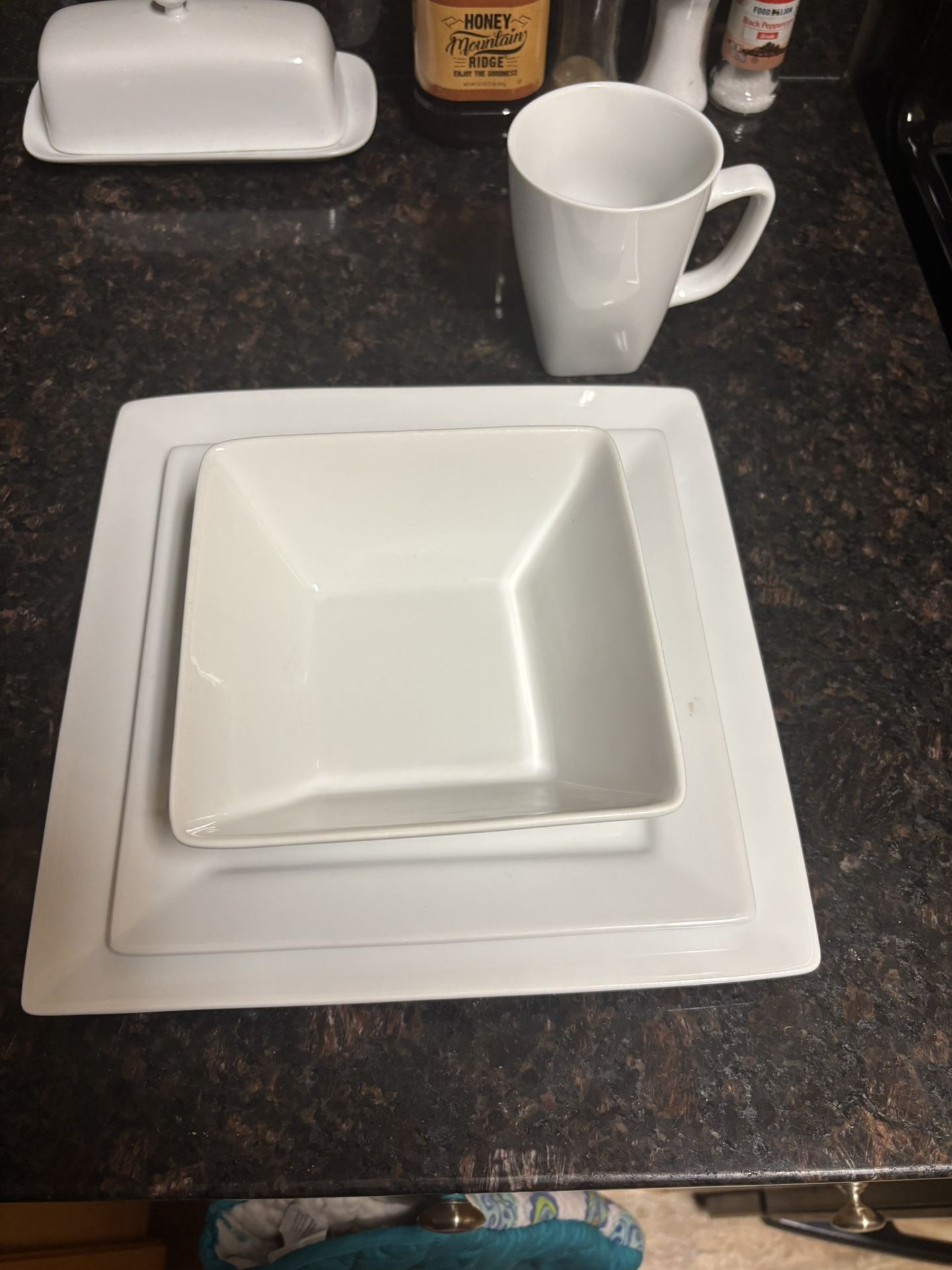 White Dish Set