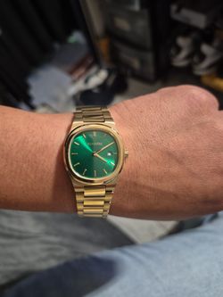 Nuamore Watch Emerald