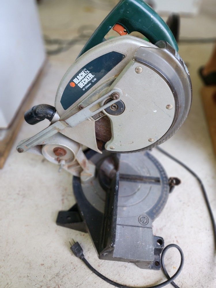 Circular Table Saw Black N Decker