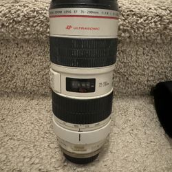 Canon 70-200mm F2.8
