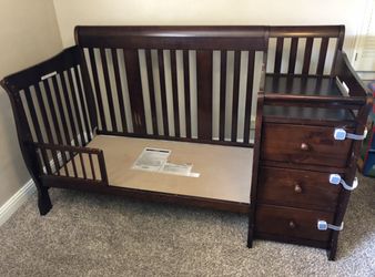 Baby Wood Crib 4 Stages In One