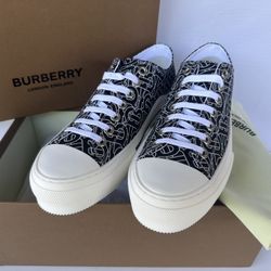New Burberry Men's Monogram Sneakers Size 9 Tennis Shoes Black Logo