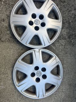 Toyota Corolla OEM 15” hubcaps