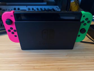Nintendo Switch + Charging Port