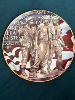 The Official Friends of the Vietnam Veterans Memorial Plate Franklin Mint