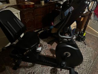 SOLE FITNESS LCR RECUMBENT EXERCISE BIKE 2022