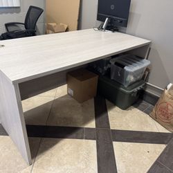 Office Desk - Light Grey