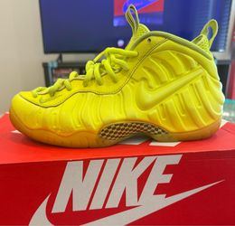 Nike Foamposites NeonGreen