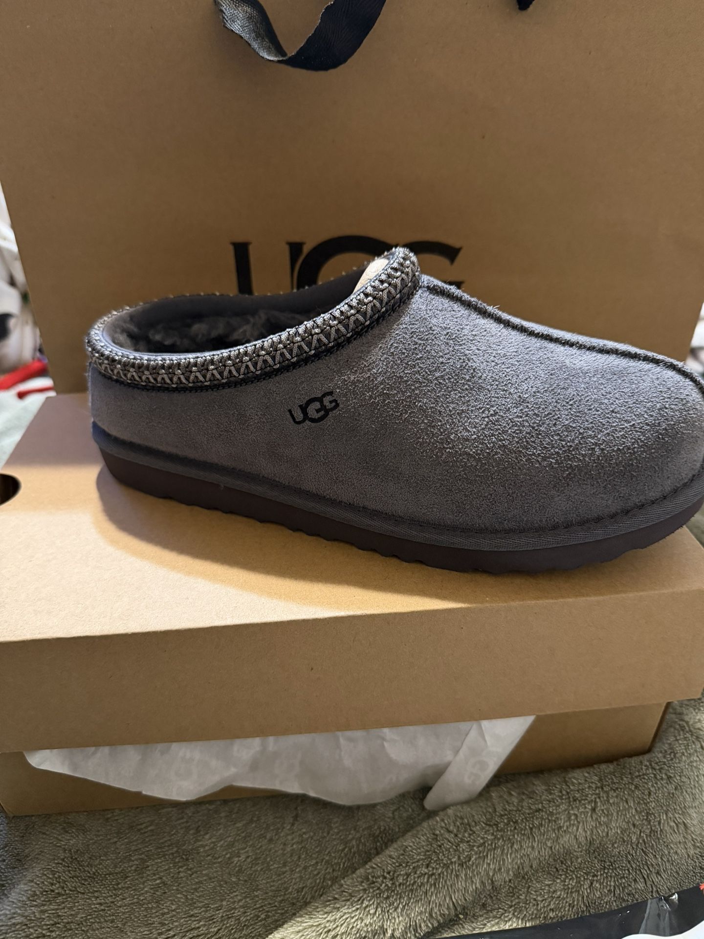 Ugg Tasman