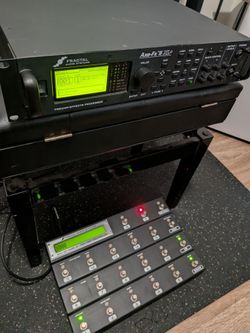 Fractal Axe FX II XL+ w/ MFC 101 Mark II Foot Controller
