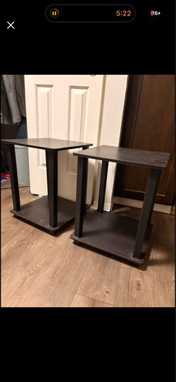 Set of 2 Dark Wood End Tables